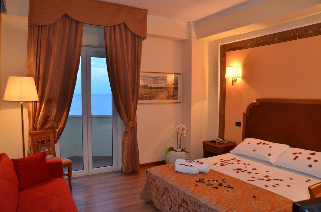 Grand Hotel Montesilvano&Residence Exterior foto